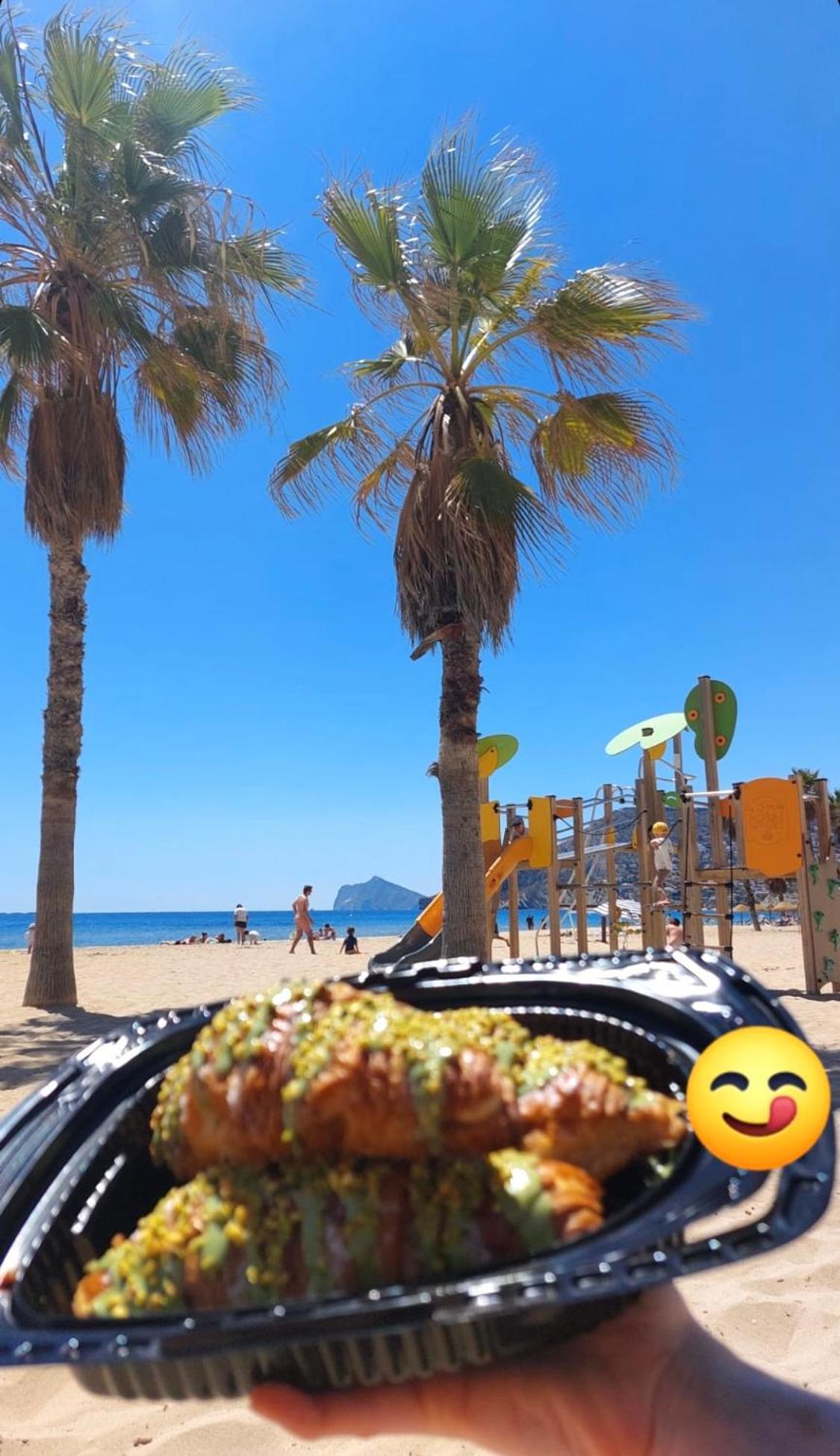 Natalie Calpe Sun 100M To The Beach Center Dış mekan fotoğraf